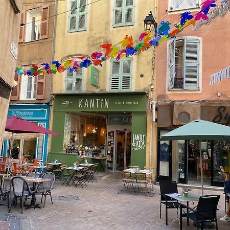 Akropole De Caroline, Central, Lumineux, Calme, Free Parking, Lift, 3 Beds Draguignan Dış mekan fotoğraf