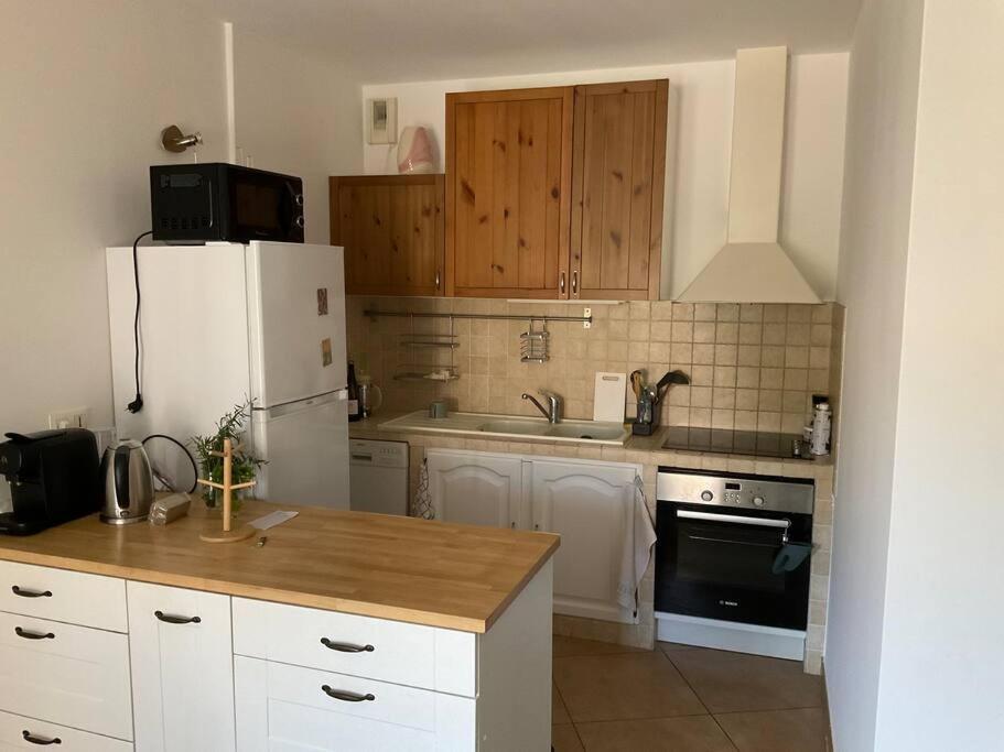 Akropole De Caroline, Central, Lumineux, Calme, Free Parking, Lift, 3 Beds Draguignan Dış mekan fotoğraf
