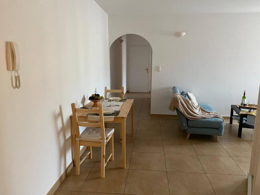 Akropole De Caroline, Central, Lumineux, Calme, Free Parking, Lift, 3 Beds Draguignan Dış mekan fotoğraf